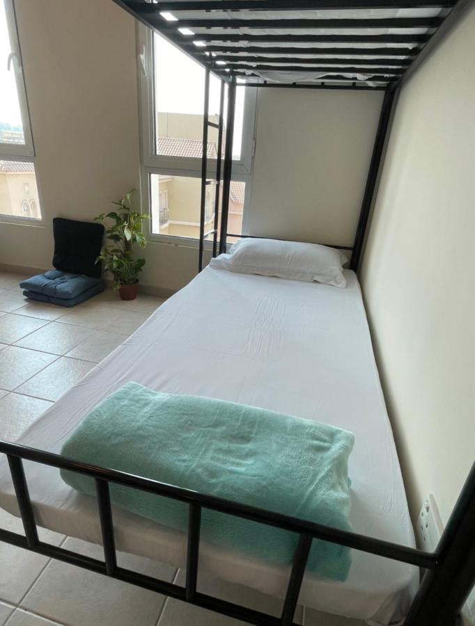 Expo Backpackers Hostel Dubai Bagian luar foto